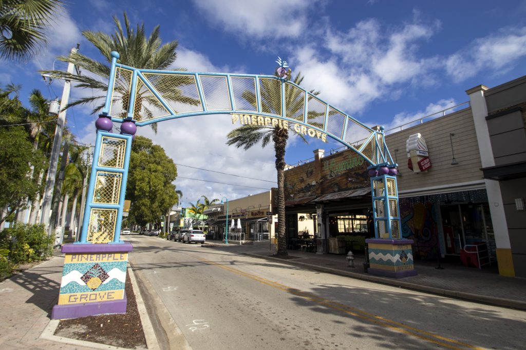 Amerant Bank's Delray Beach Banking Center offers business accounts and is near Pineapple Grove in Delray Beach, Florida