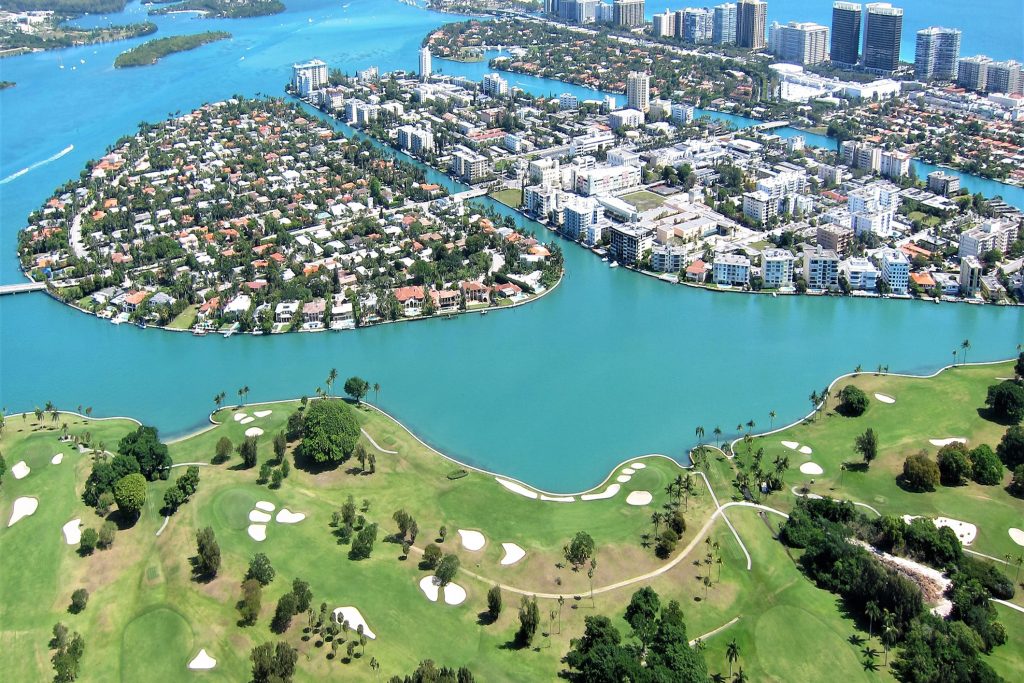 Banking in Bay Harbor Islands, Florida